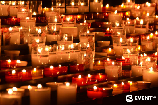 20-Affordable-Ideas-to-Give-Your-Event-the-Wow-Factor-candlelight