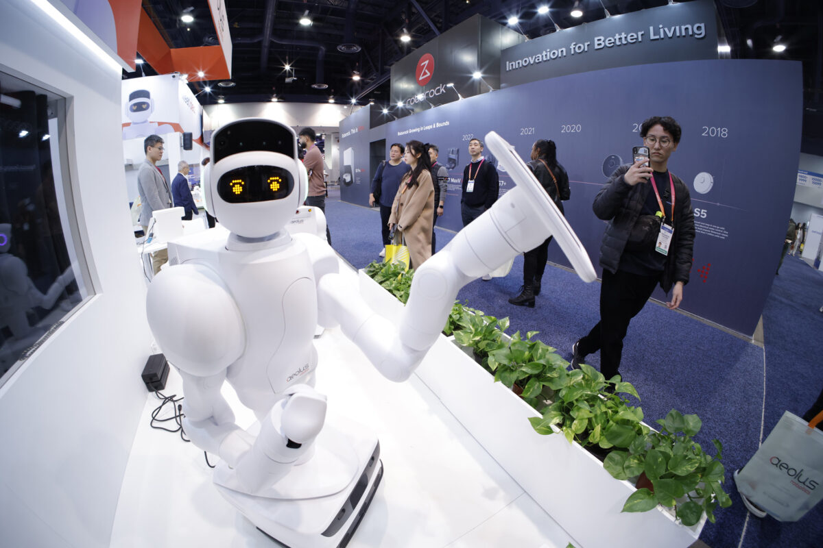 Robot